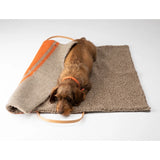 Reisedecke Steve von Duepuntootto Natur Orange